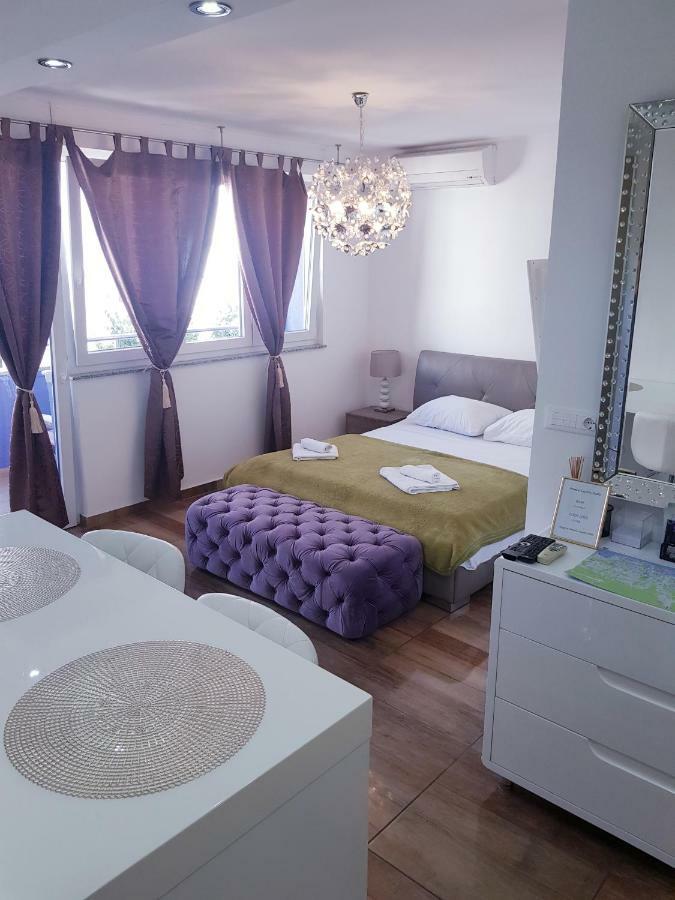 Primera Luxury *